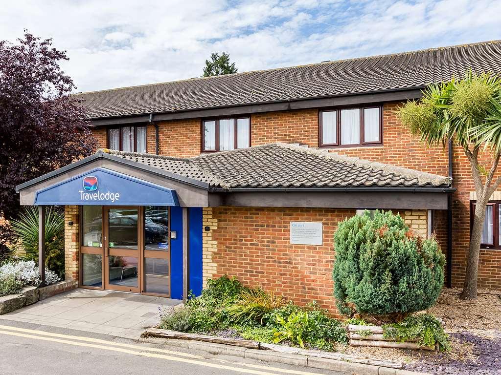 Travelodge London Wimbledon Morden Morden  Buitenkant foto